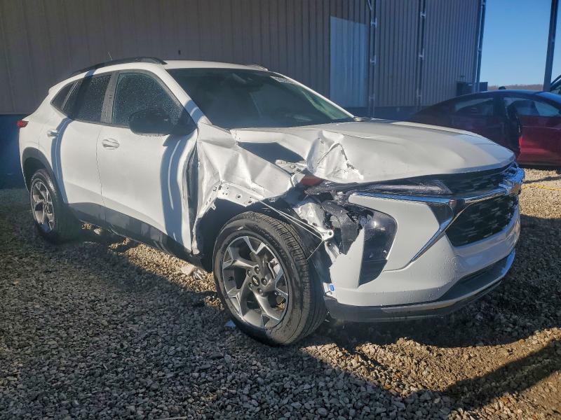 Фото 4 - CHEVROLET TRAX