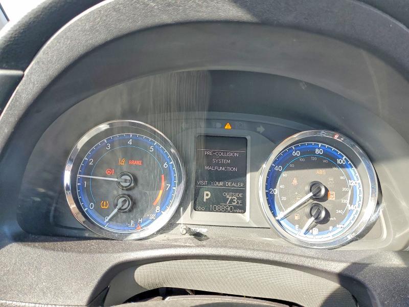 Фото 9 - TOYOTA COROLLA