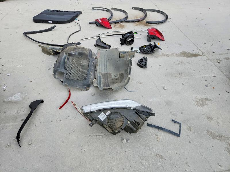 Фото 13 - BMW X5