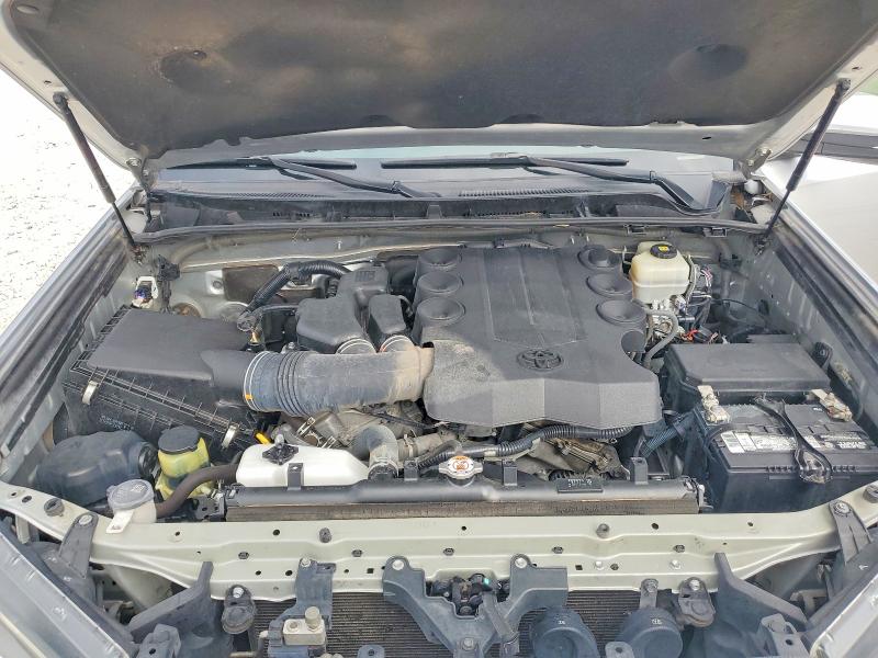 Фото 12 - TOYOTA 4RUNNER