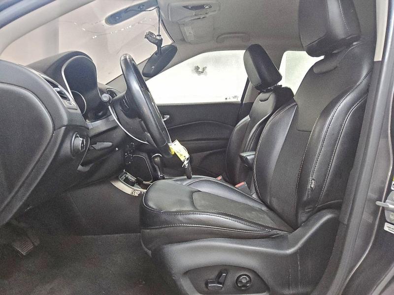 Фото 7 - JEEP COMPASS