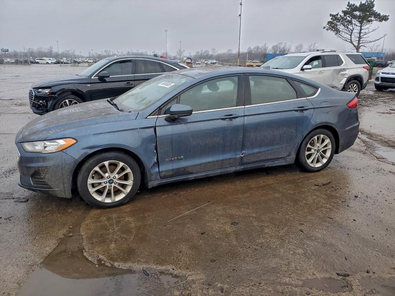 Фото 1 - FORD FUSION