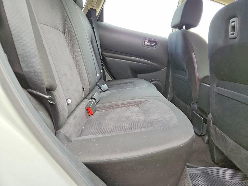 Фото 11 - NISSAN ROGUE