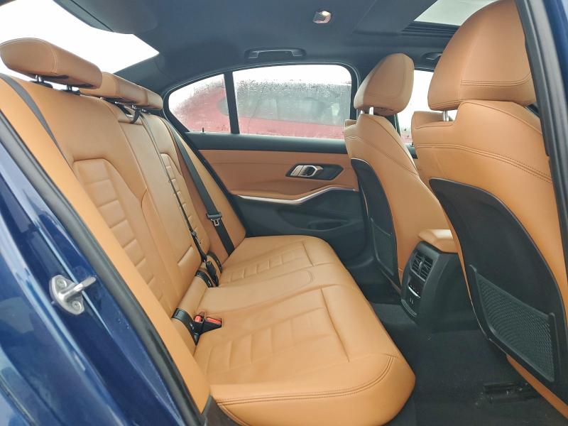 Фото 10 - BMW 3 SERIES