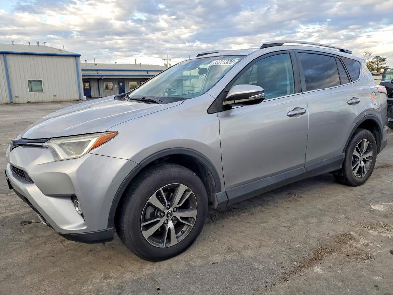 Фото 1 - TOYOTA RAV4