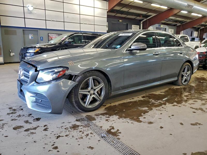 Фото 1 - MERCEDES-BENZ E-CLASS