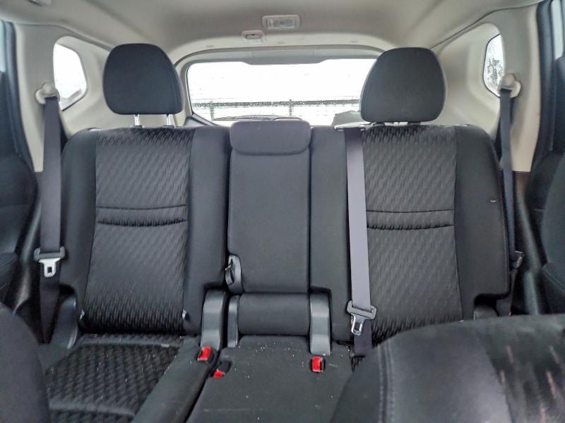 Фото 10 - NISSAN ROGUE