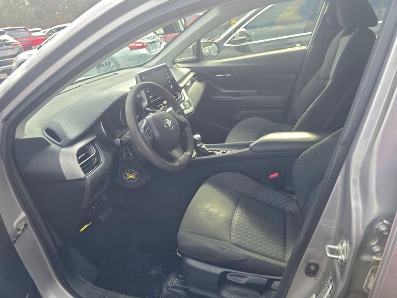 Фото 5 - TOYOTA C-HR