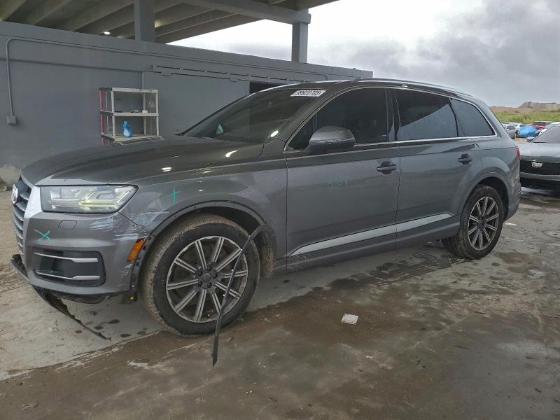 Фото 1 - AUDI Q7