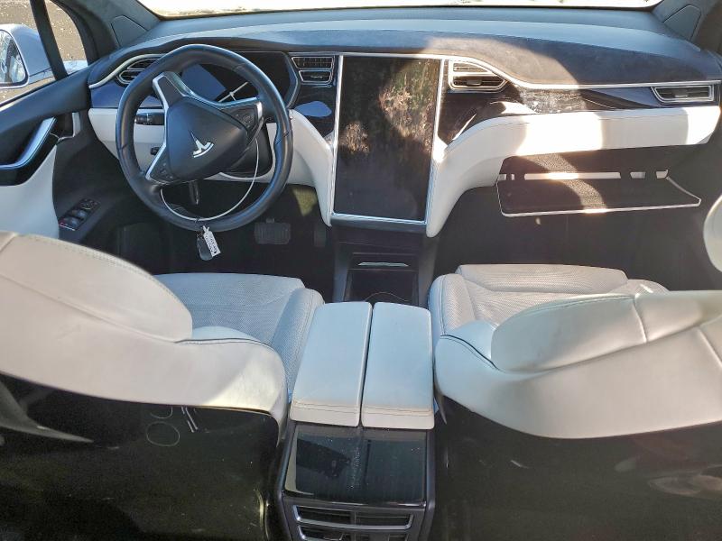 Фото 8 - TESLA MODEL X