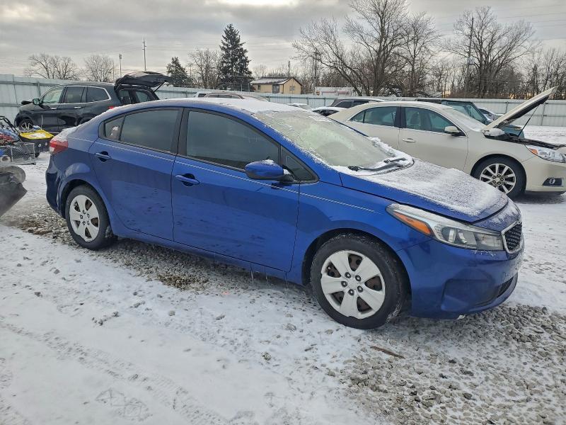 Фото 4 - KIA FORTE