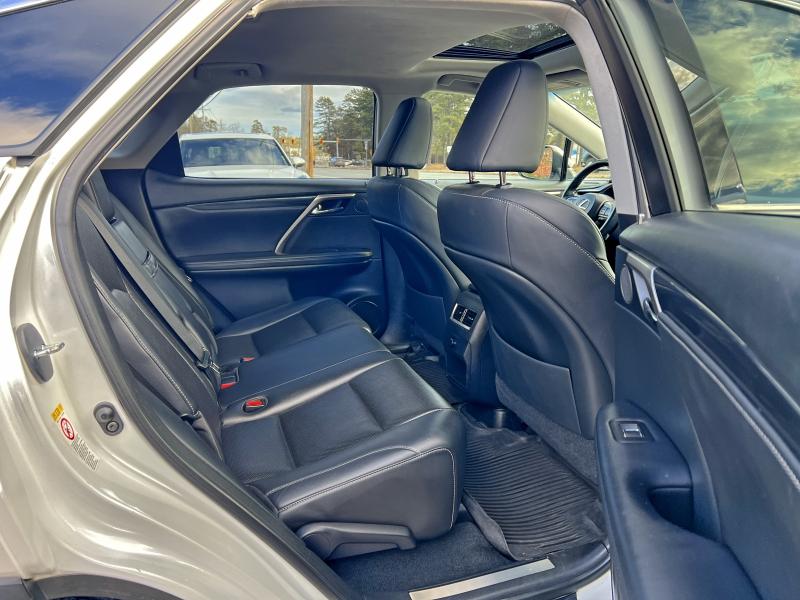 Фото 6 - LEXUS RX350