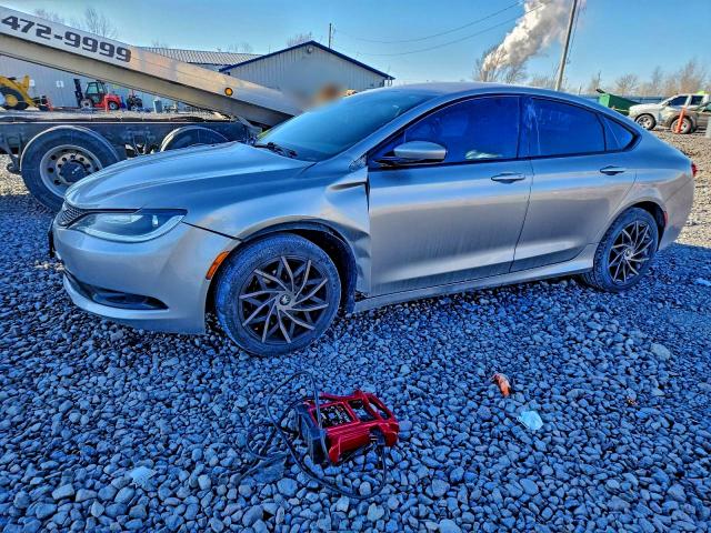 Фото 1 - CHRYSLER 200