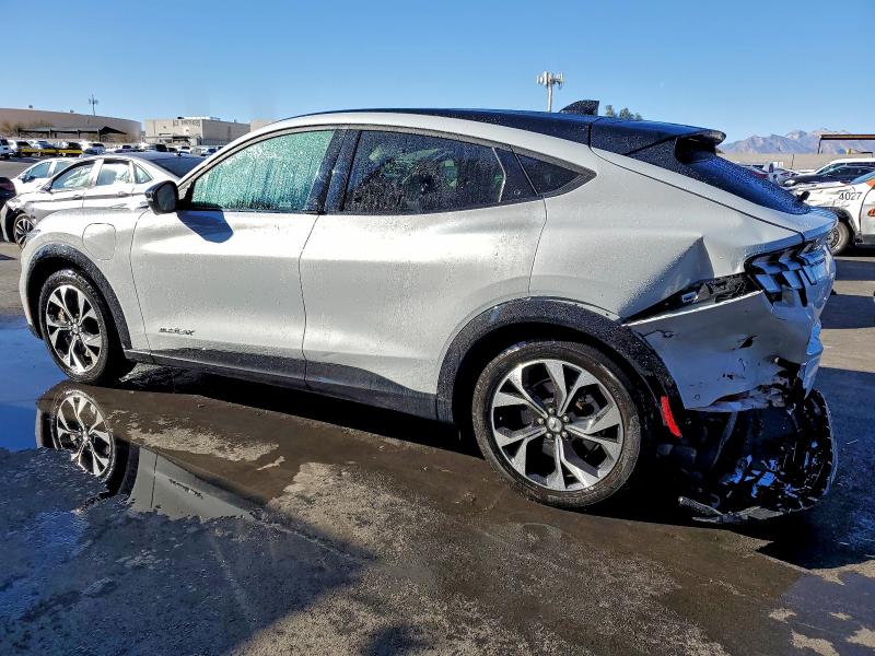 Фото 2 - FORD MUSTANG