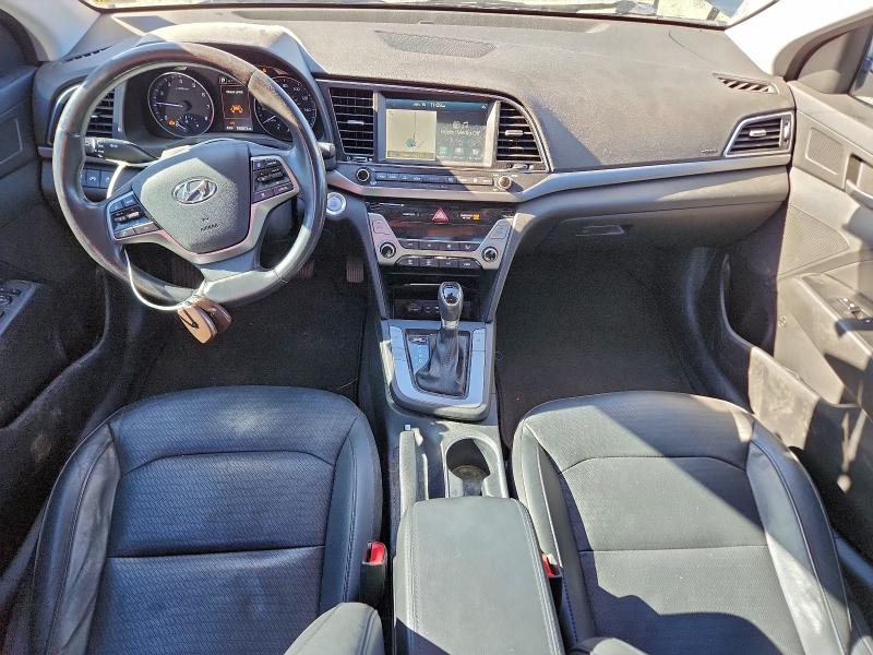 Фото 8 - HYUNDAI ELANTRA