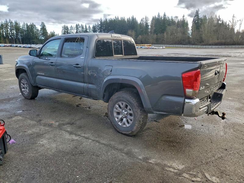 Фото 2 - TOYOTA TACOMA