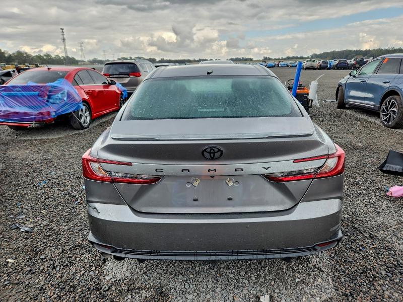 Фото 6 - TOYOTA CAMRY