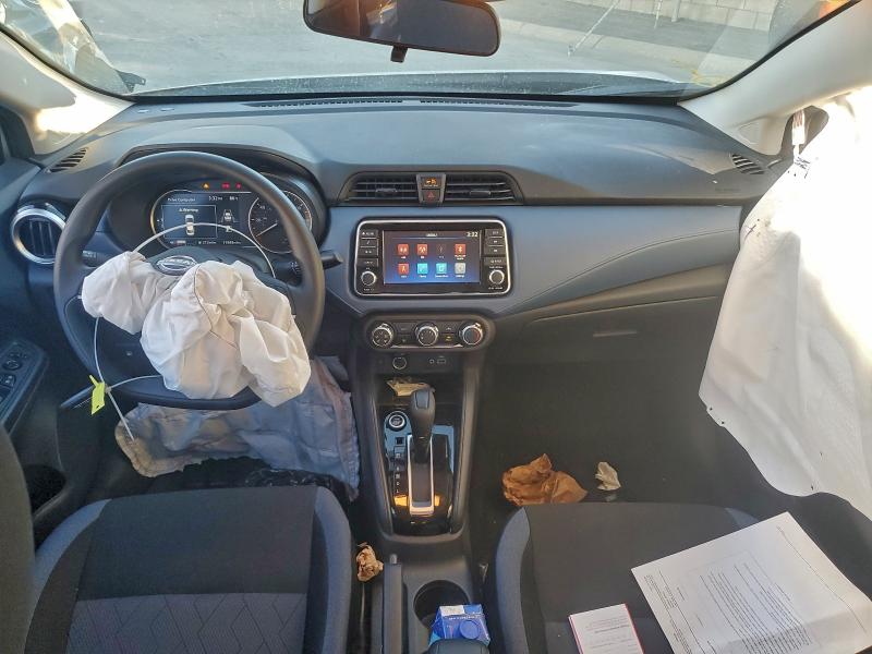 Фото 8 - NISSAN VERSA