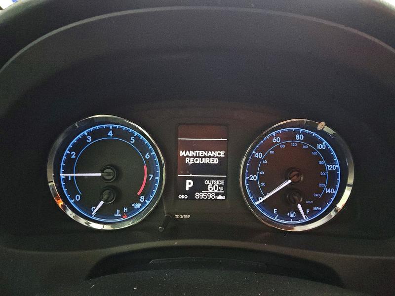 Фото 9 - TOYOTA COROLLA