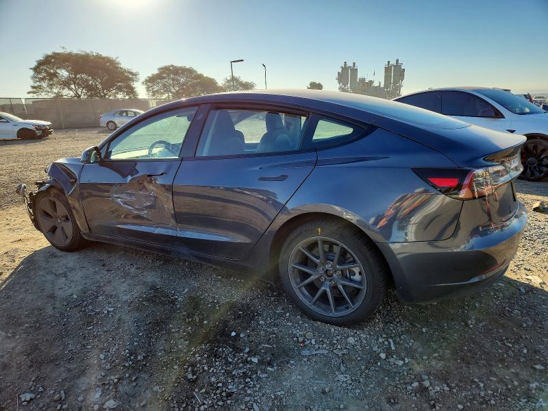 Фото 2 - TESLA MODEL 3