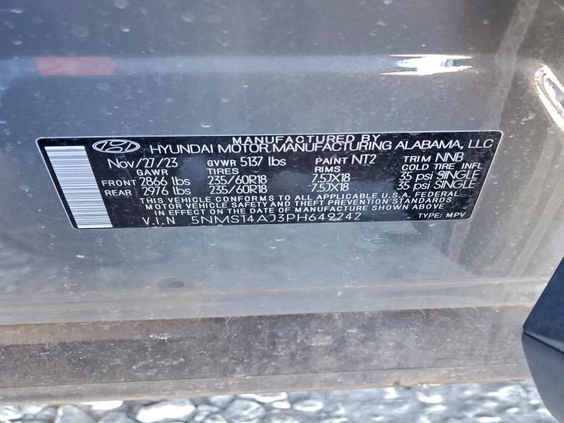 Фото 14 - HYUNDAI SANTA FE