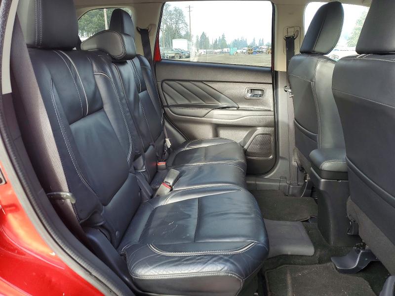 Фото 11 - MITSUBISHI OUTLANDER