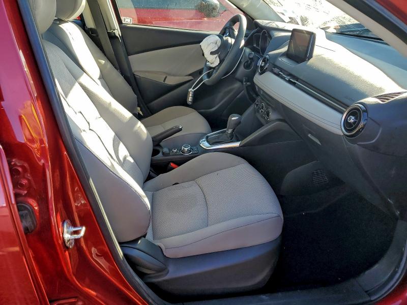 Фото 7 - TOYOTA YARIS