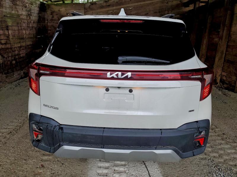 Фото 6 - KIA SELTOS