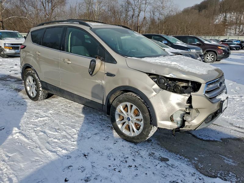 Фото 4 - FORD ESCAPE