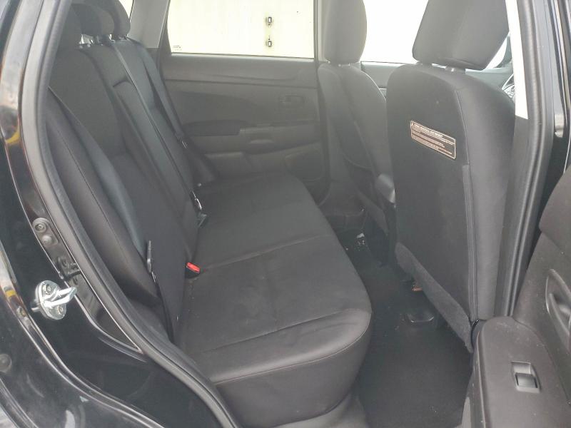 Фото 11 - MITSUBISHI OUTLANDER