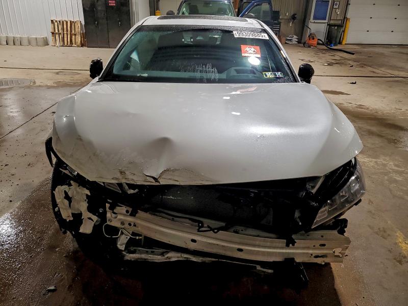 Фото 5 - TOYOTA AVALON