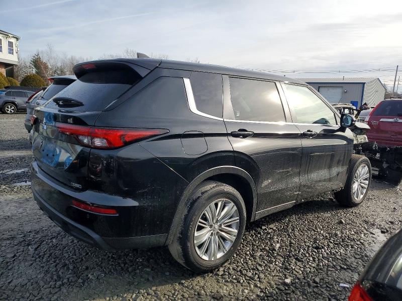 Фото 3 - MITSUBISHI OUTLANDER