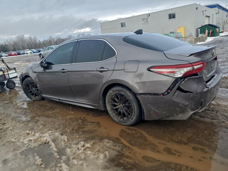 Фото 2 - TOYOTA CAMRY