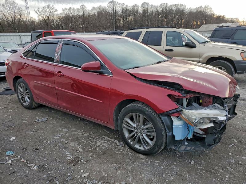 Фото 4 - TOYOTA CAMRY