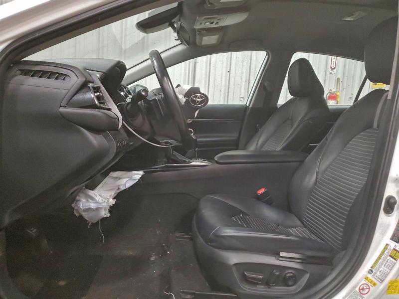 Фото 7 - TOYOTA CAMRY