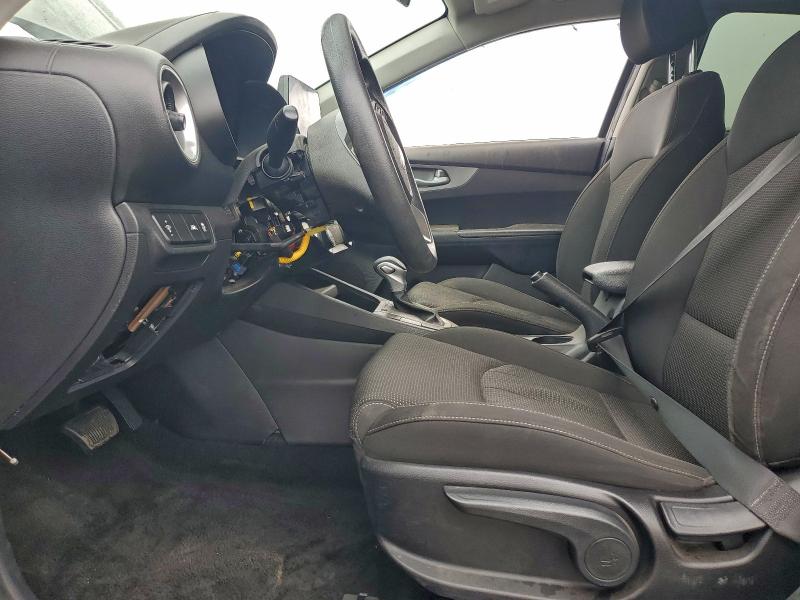 Фото 7 - KIA FORTE