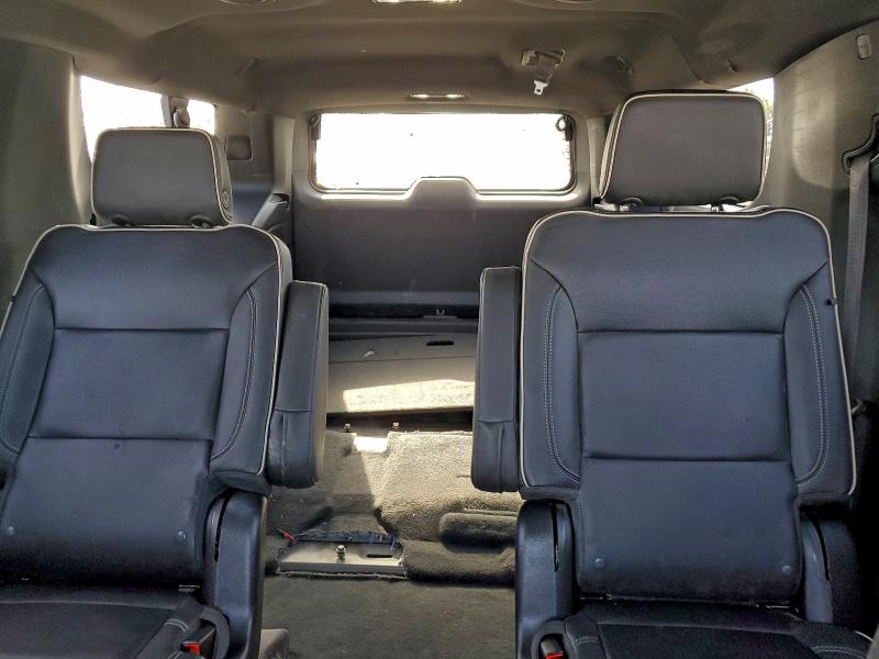 Фото 10 - CHEVROLET SUBURBAN