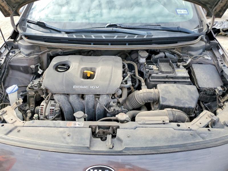 Фото 11 - KIA FORTE