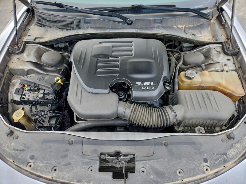 Фото 11 - DODGE CHARGER