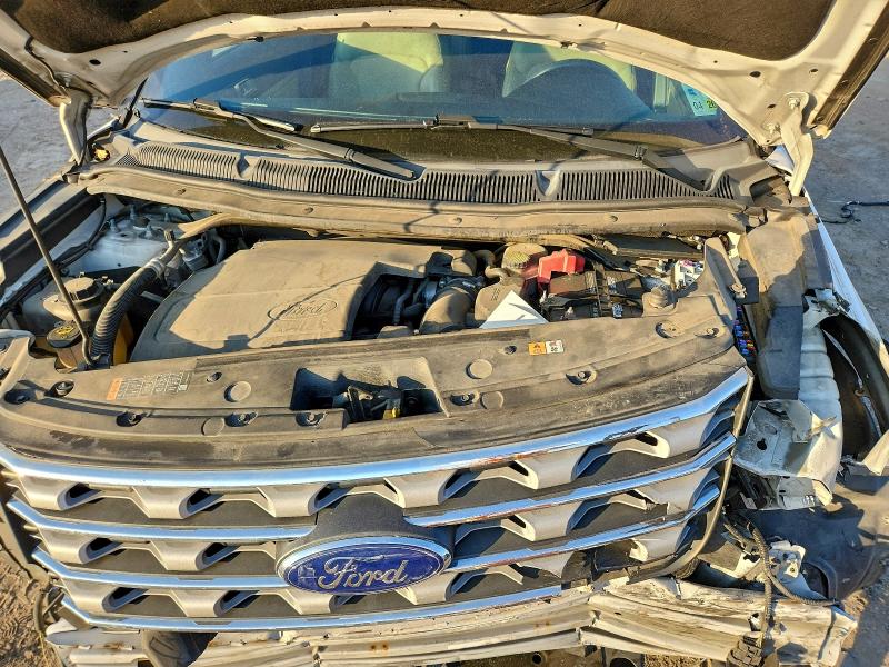 Фото 12 - FORD EXPLORER