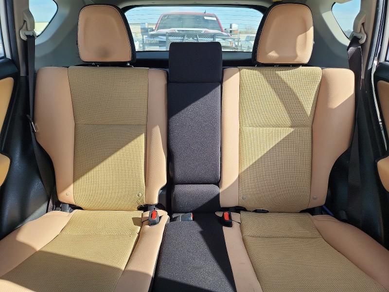 Фото 10 - TOYOTA RAV4