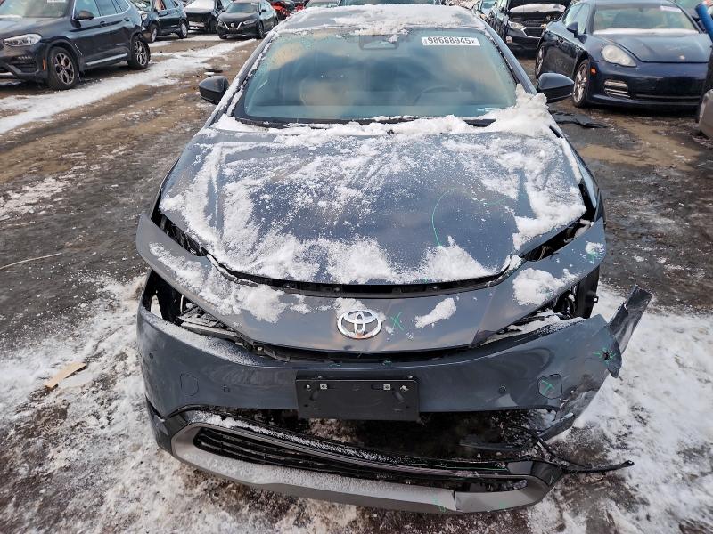 Фото 5 - TOYOTA PRIUS