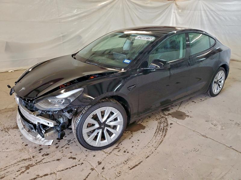 Фото 1 - TESLA MODEL 3