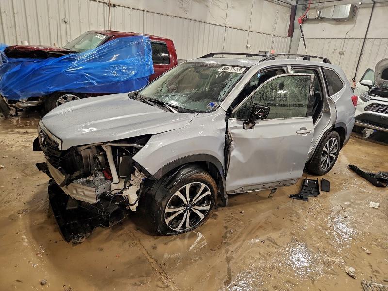 Фото 1 - SUBARU FORESTER