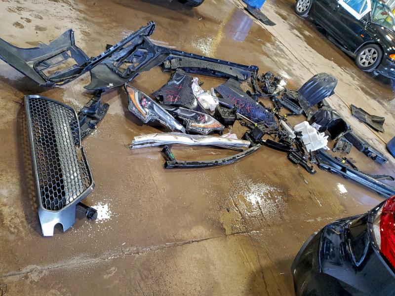 Фото 12 - TOYOTA COROLLA