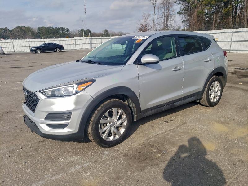 Фото 1 - HYUNDAI TUCSON