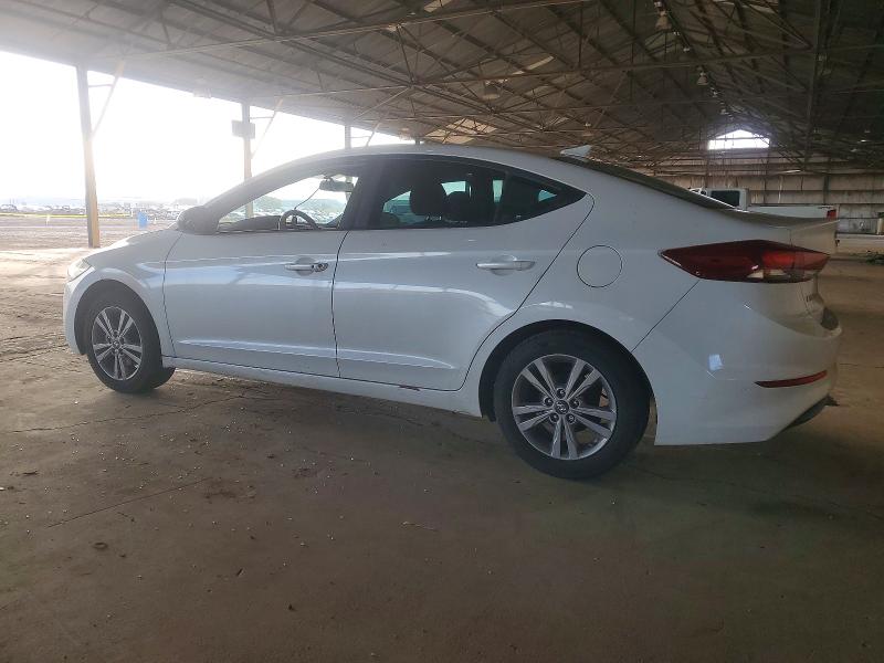 Фото 2 - HYUNDAI ELANTRA