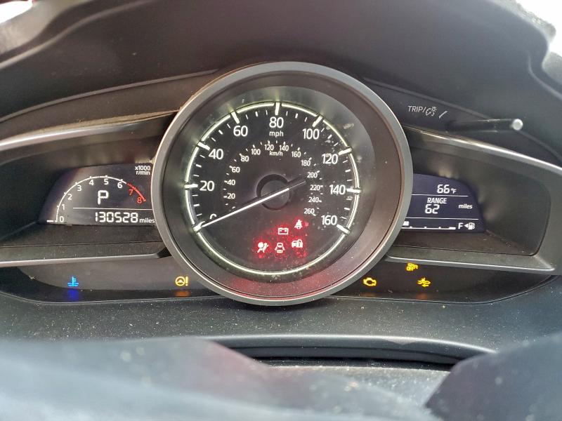 Фото 9 - MAZDA 3