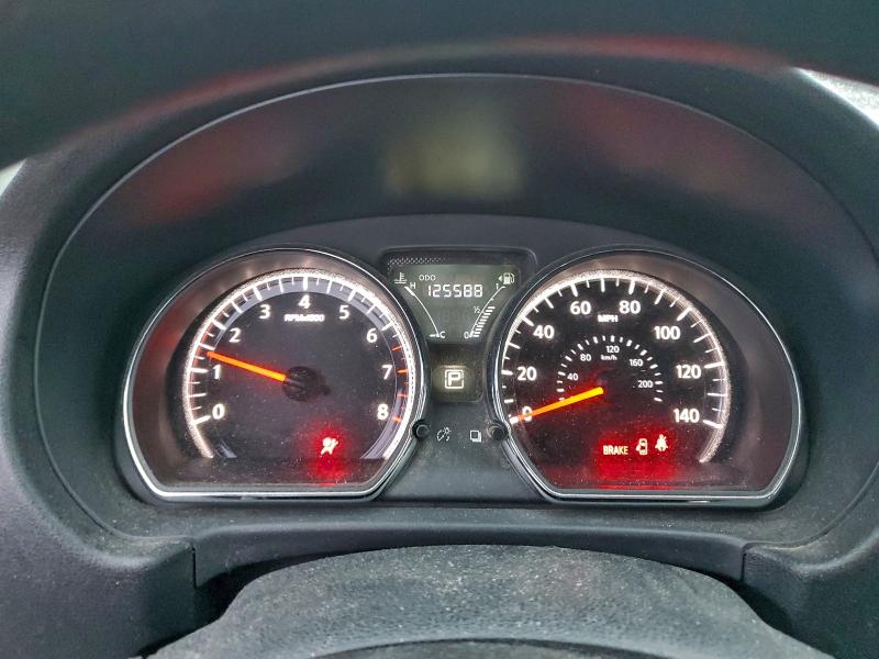 Фото 9 - NISSAN VERSA