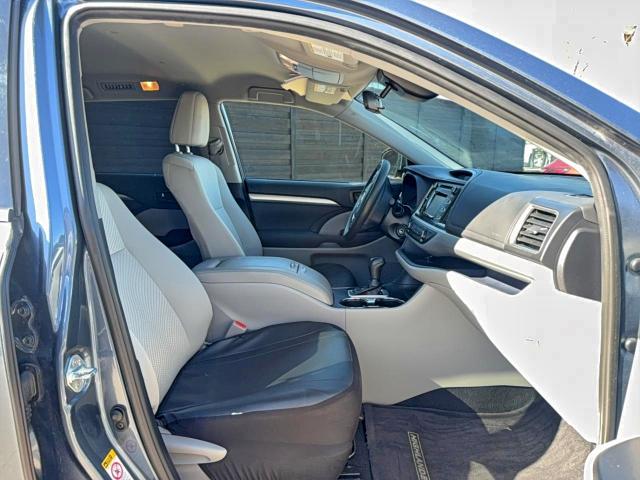 Фото 5 - TOYOTA HIGHLANDER